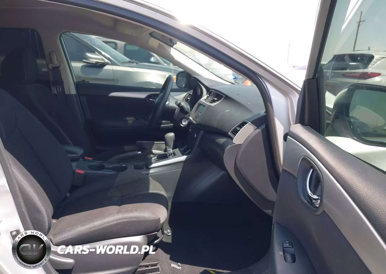 2017 Nissan Sentra S VIN:3N1AB7AP9HY204500 - 5