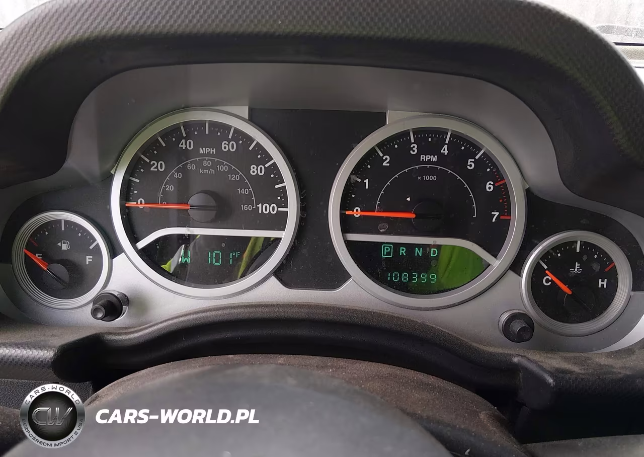 2007 Jeep Wrangler Sahara VIN:1J4FA54147L177144 - 7