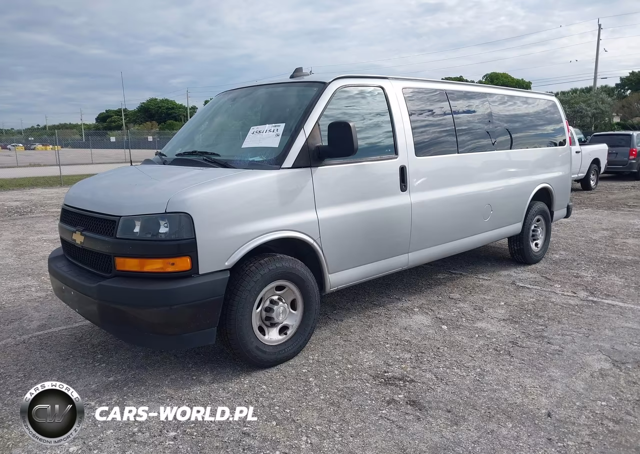 2023 Chevrolet Express Passenger Rwd 3500 Extended Wheelbase Ls VIN:1GAZGNFP6P1115283 - 2