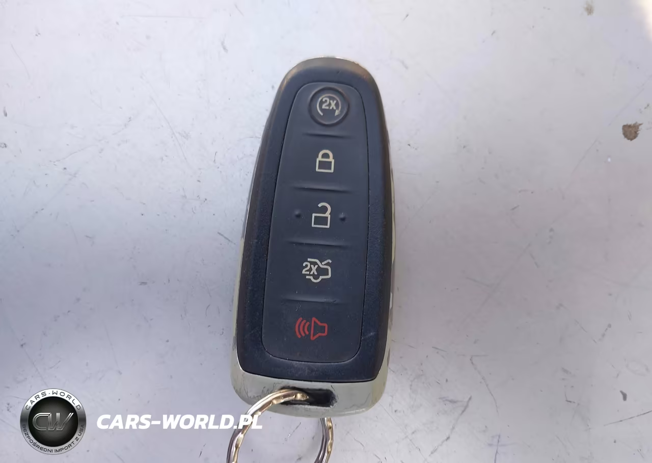 2017 Ford Escape Titanium VIN:1FMCU9J99HUA10707 - 11