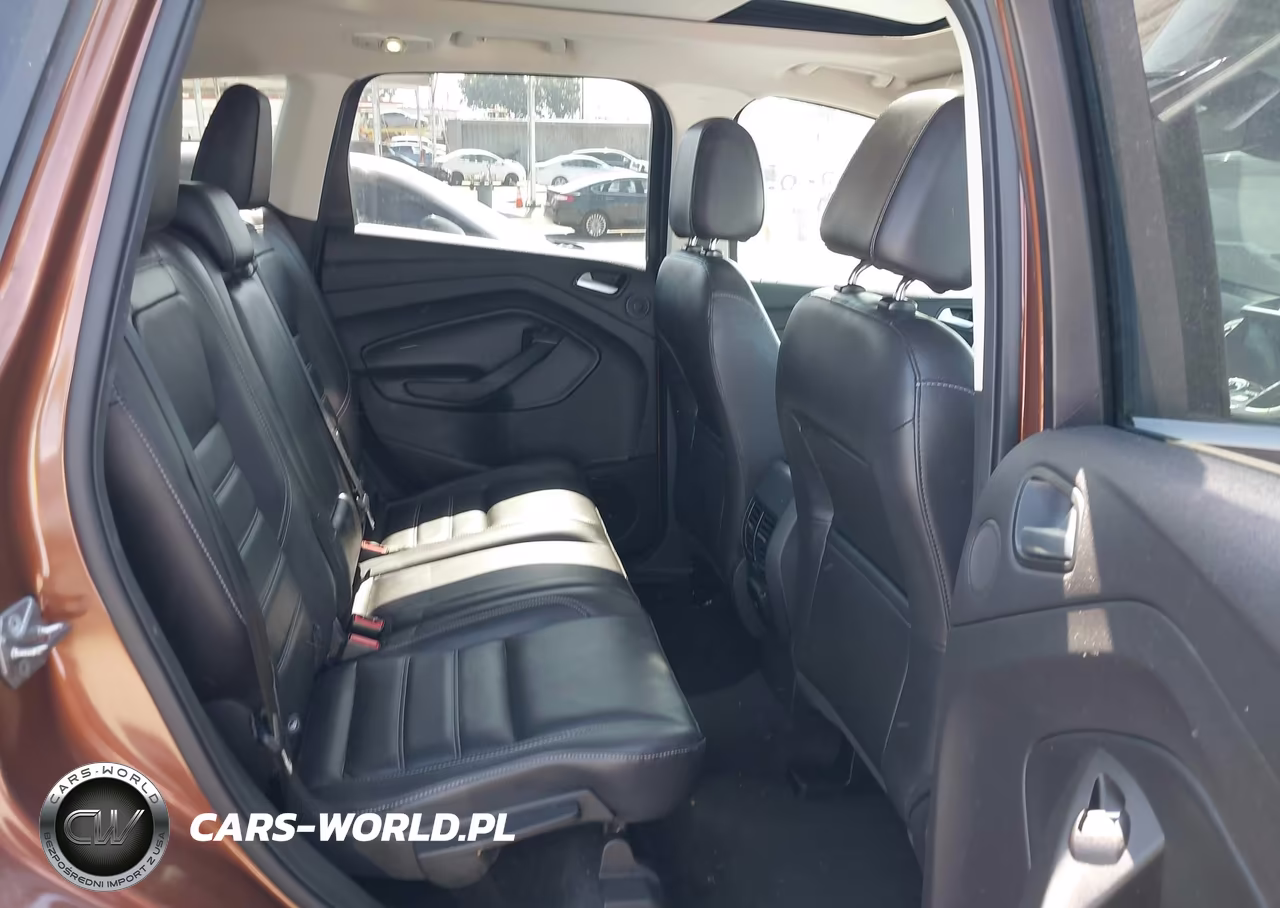 2017 Ford Escape Titanium VIN:1FMCU9J99HUA10707 - 8