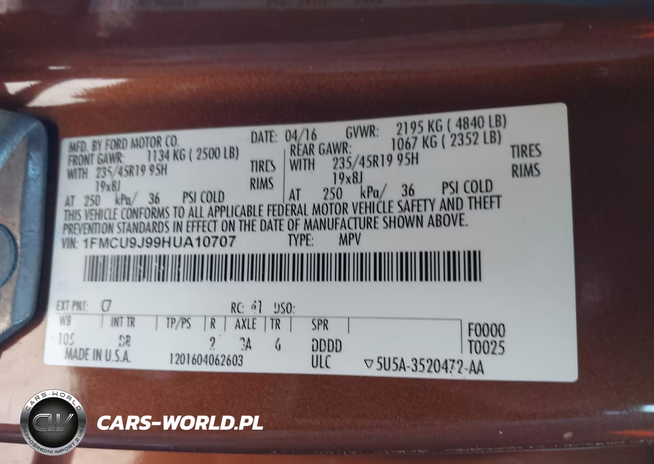 2017 Ford Escape Titanium VIN:1FMCU9J99HUA10707 - 9