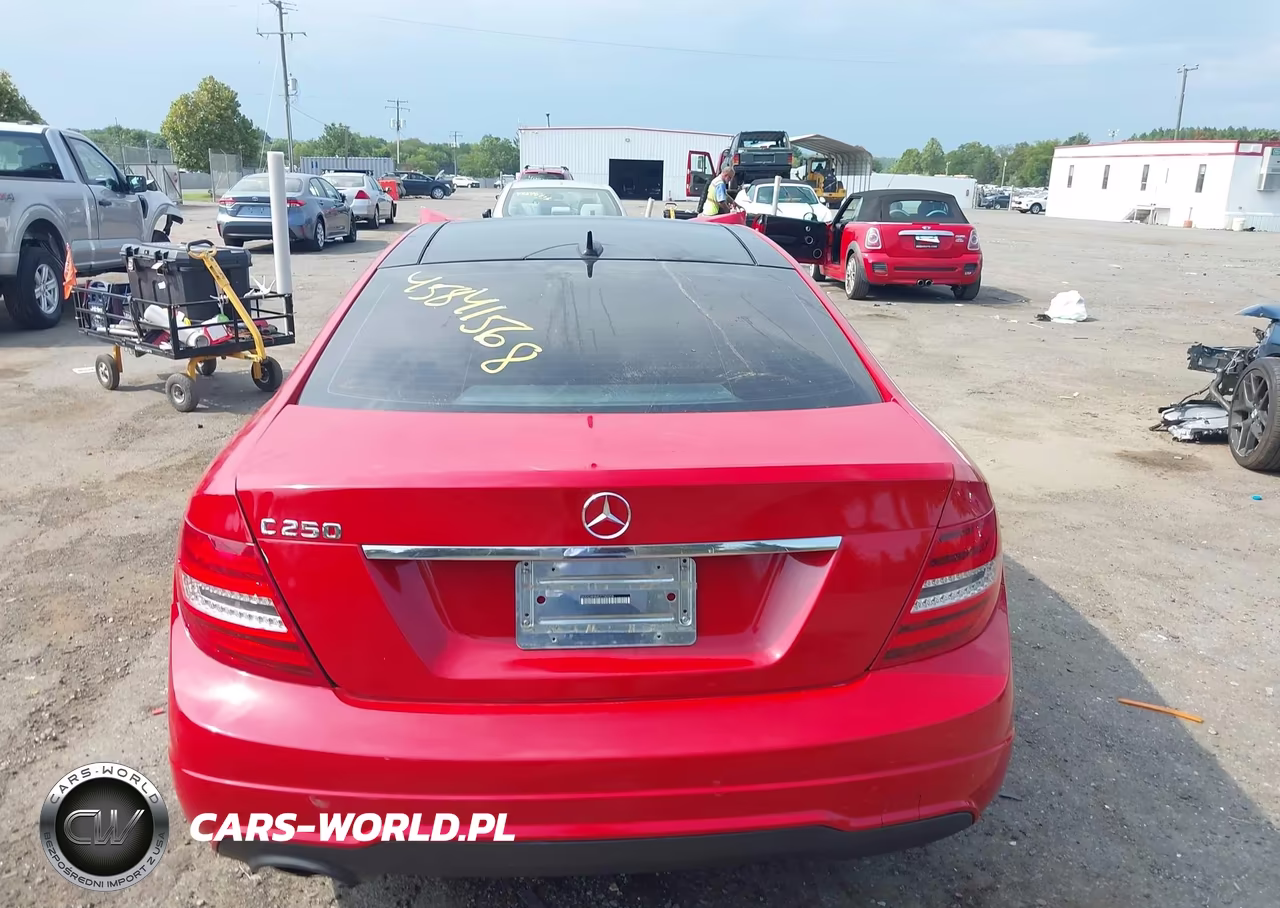 2012 Mercedes-Benz C 250 VIN:WDDGJ4HB9CF745958 - 16