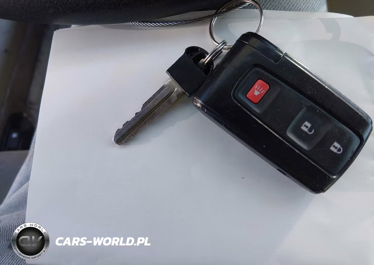 2008 Toyota Prius VIN:JTDKB20U183376539 - 11