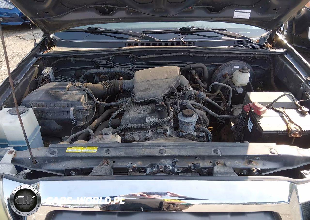2010 Toyota Tacoma VIN:5TETX4CN0AZ742505 - 10