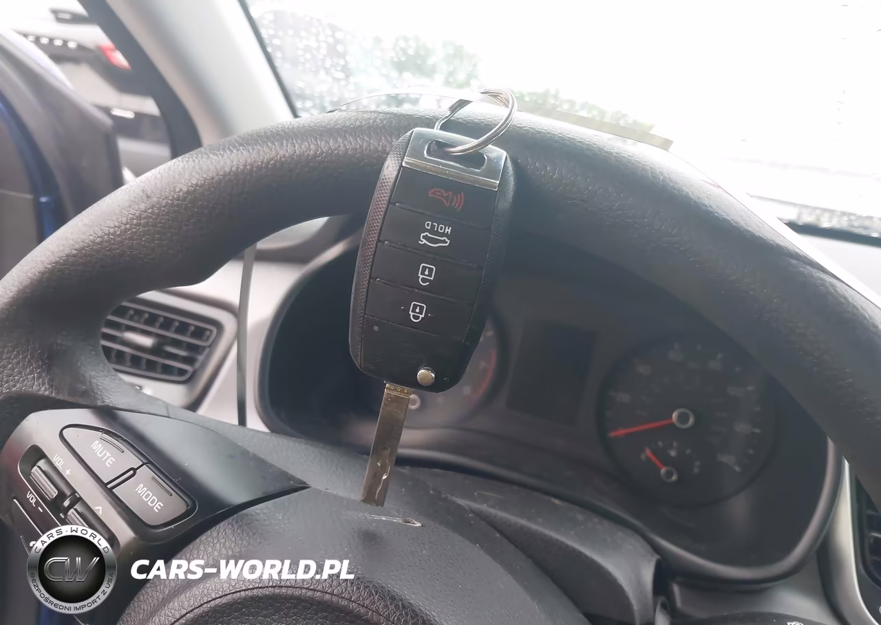2018 Kia Rio S VIN:3KPA24AB1JE141867 - 11