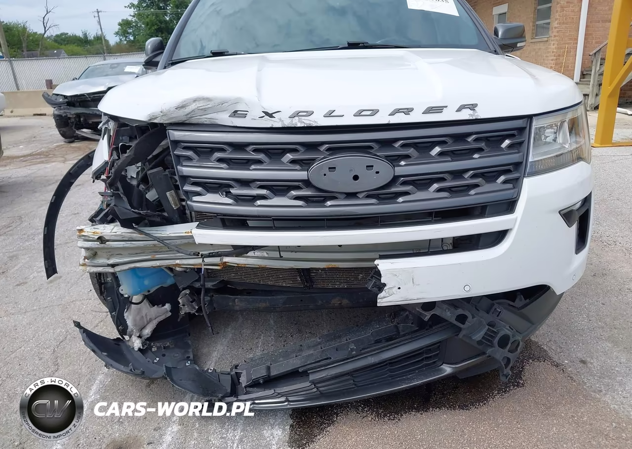 2018 Ford Explorer Xlt VIN:1FM5K8D83JGA77772 - 6