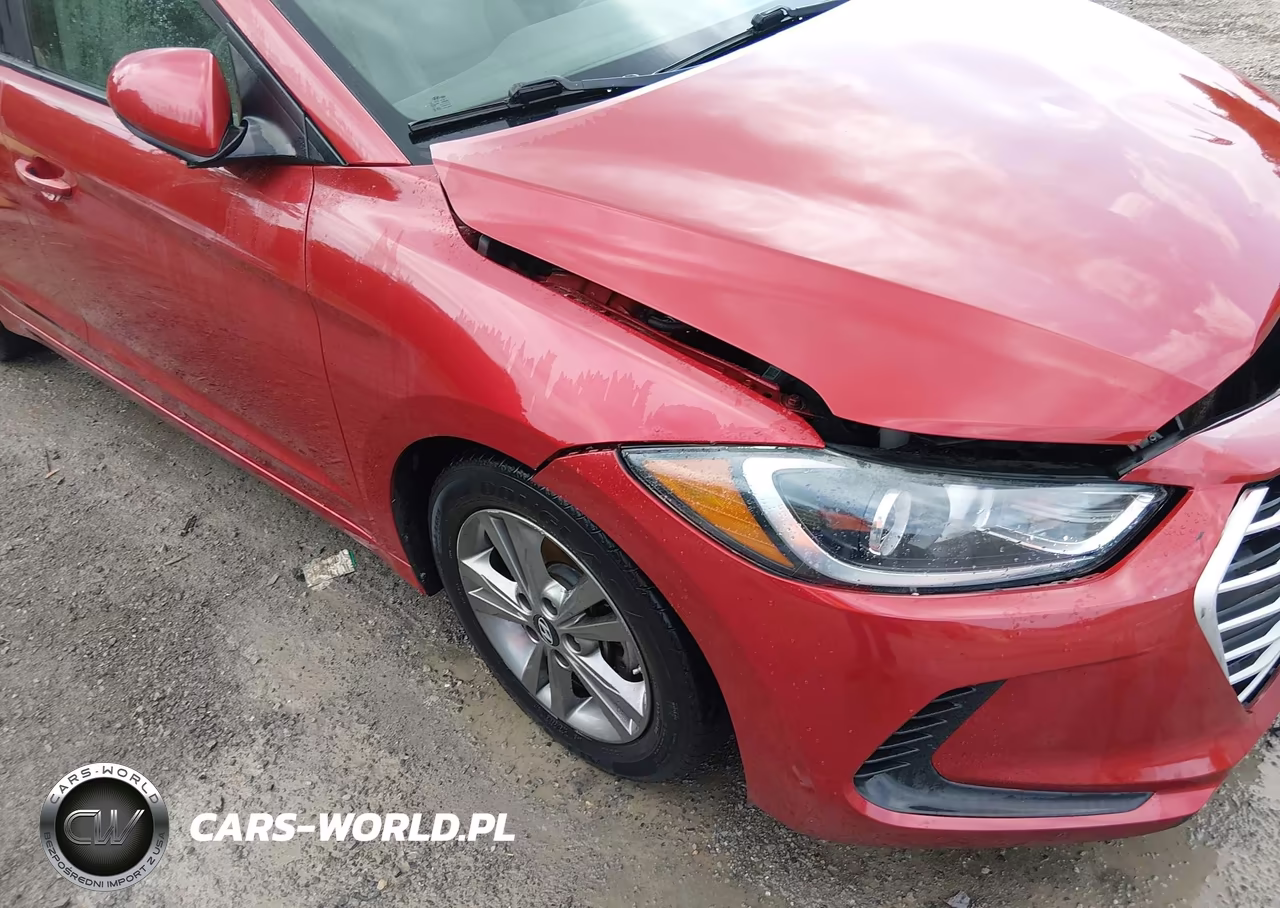 2018 Hyundai Elantra Sel VIN:5NPD84LFXJH303423 - 18