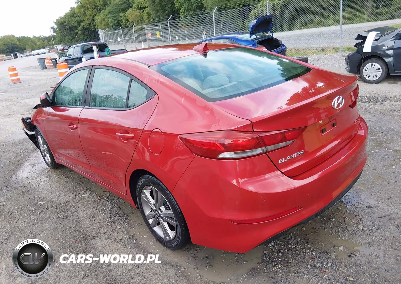 2018 Hyundai Elantra Sel VIN:5NPD84LFXJH303423 - 3