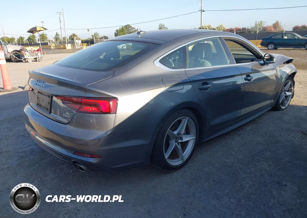 2019 Audi A5 45 Premium VIN:WAUENCF52KA070685 - 4