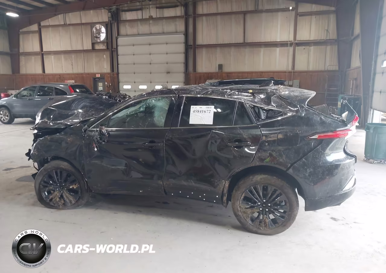 2023 Toyota Venza Nightshade Edition VIN:JTEAAAAH4PJ139737 - 13