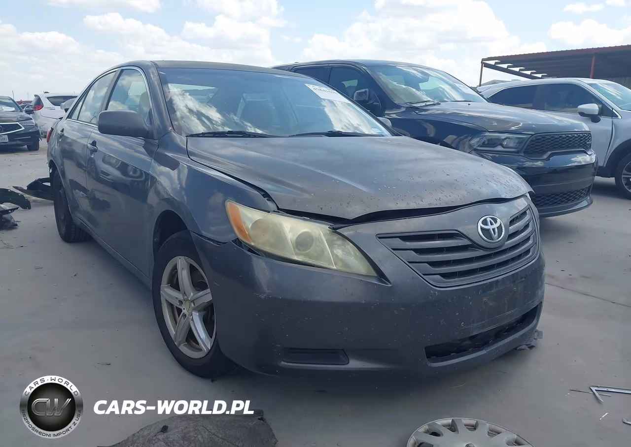2009 Toyota Camry Le – zdjęcie 1 z 16