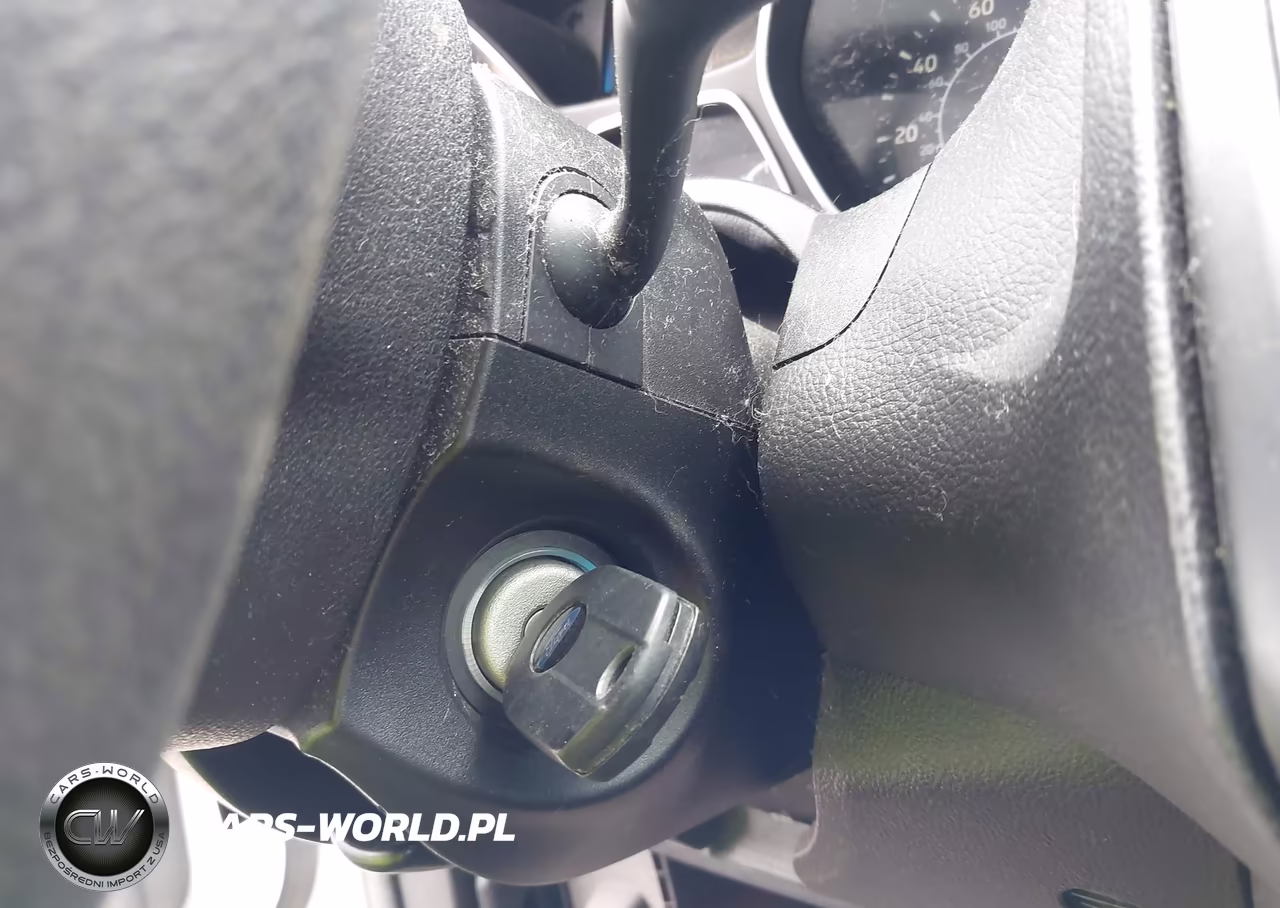 2017 Ford Focus Se VIN:1FADP3K22HL285748 - 11
