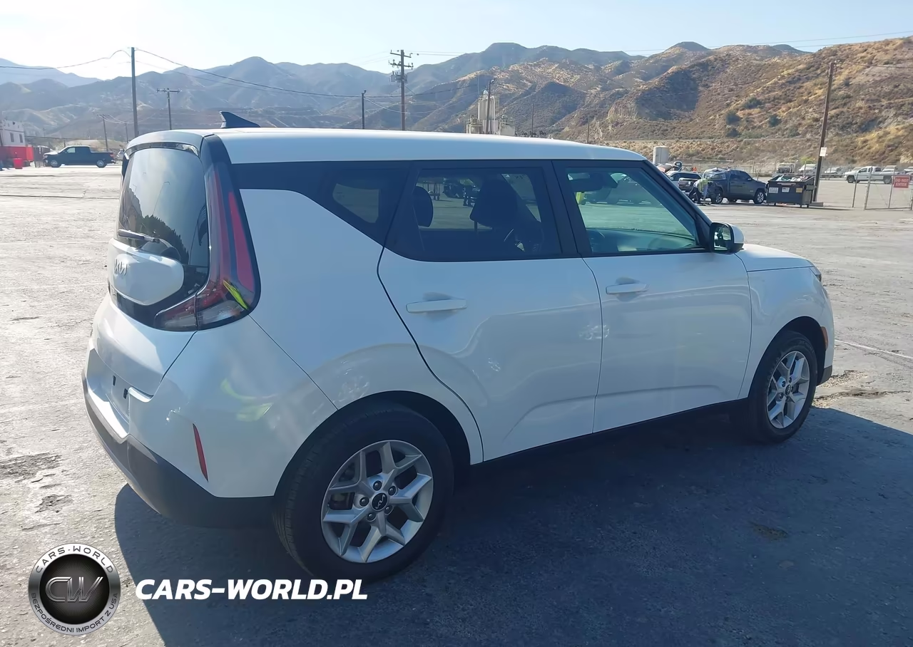 2024 Kia Soul Lx VIN:KNDJ23AU3R7230024 - 4