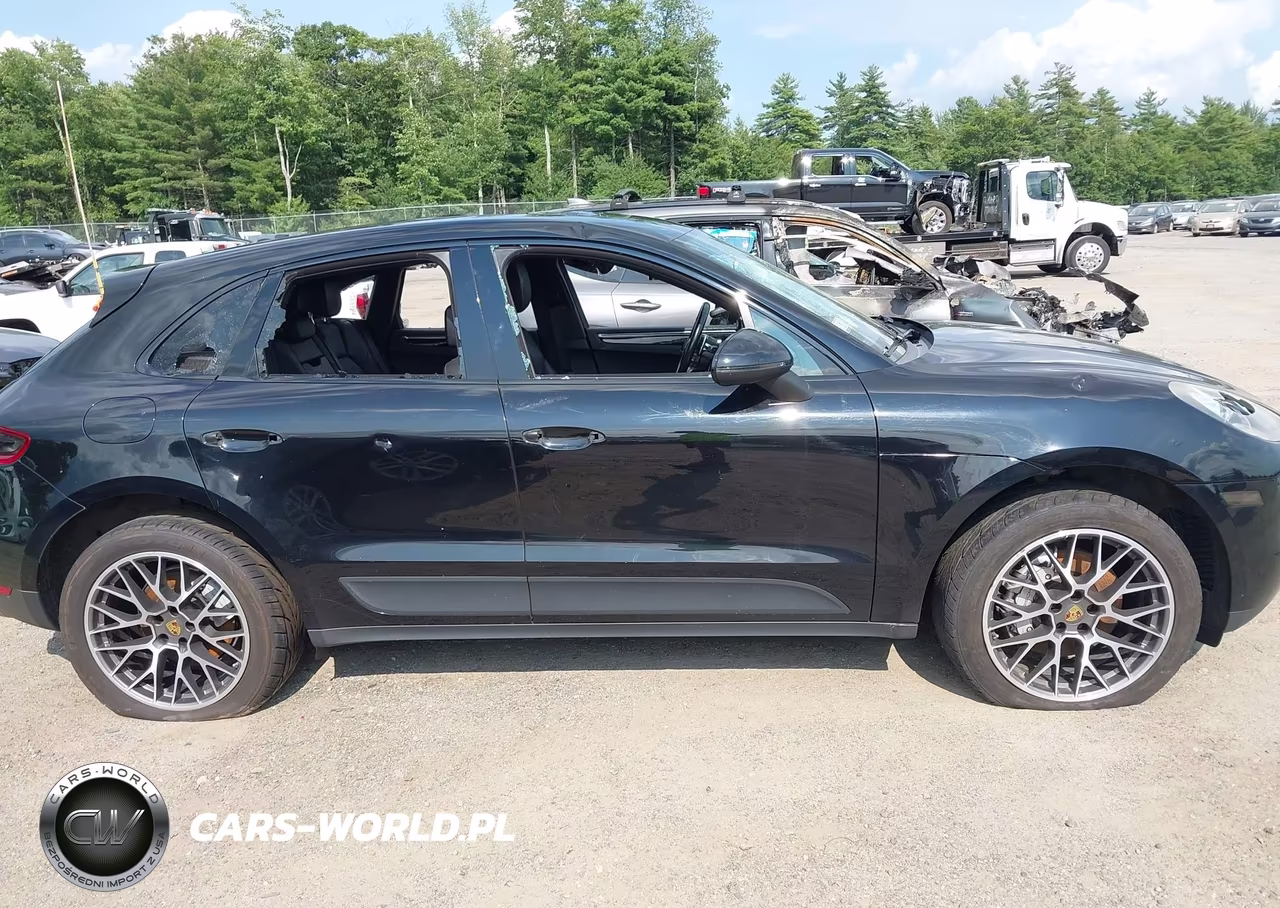 2017 Porsche Macan S VIN:WP1AB2A58HLB10386 - 14
