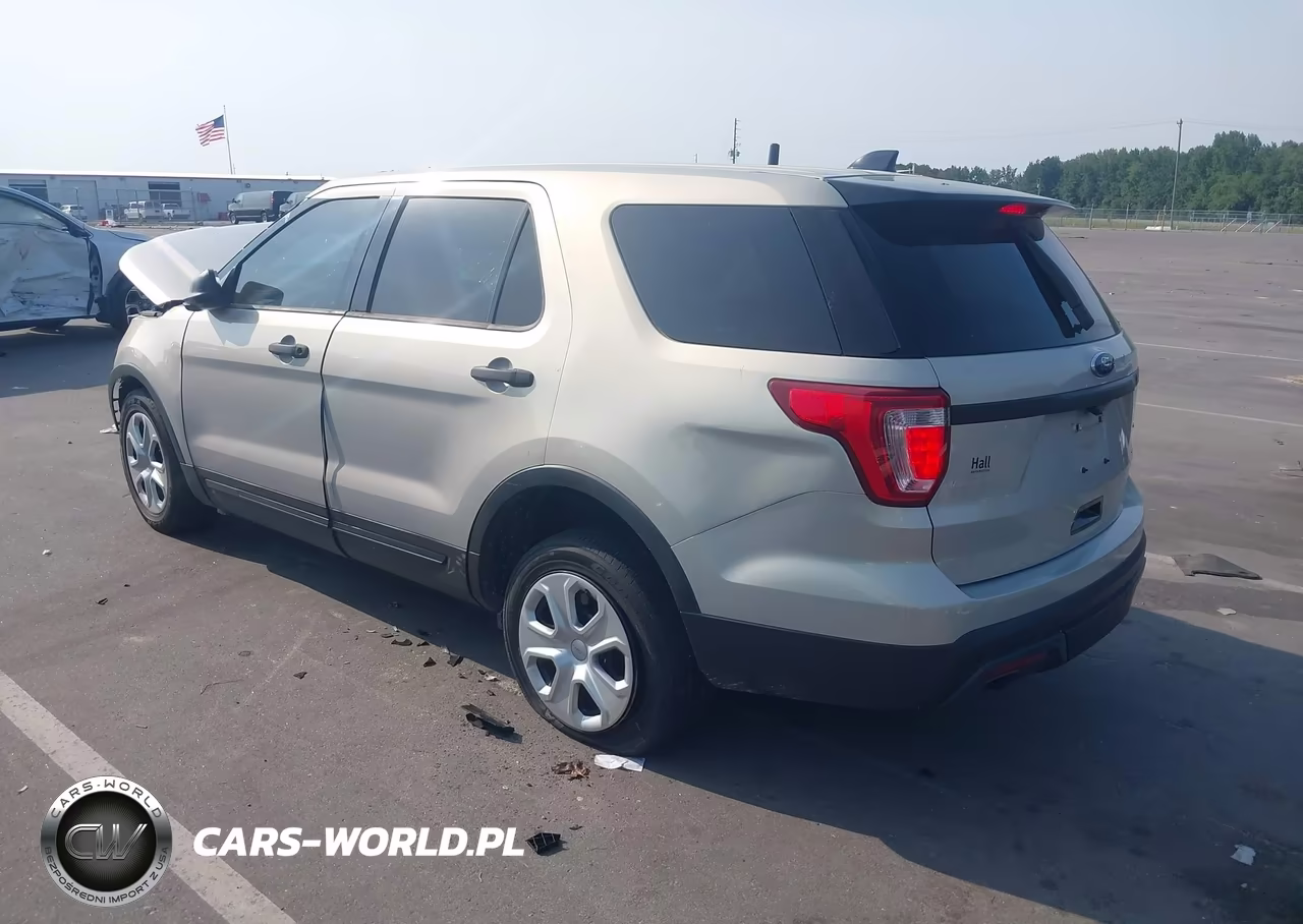 2016 Ford Utility Police Interceptor VIN:1FM5K8AR8GGC26036 - 3