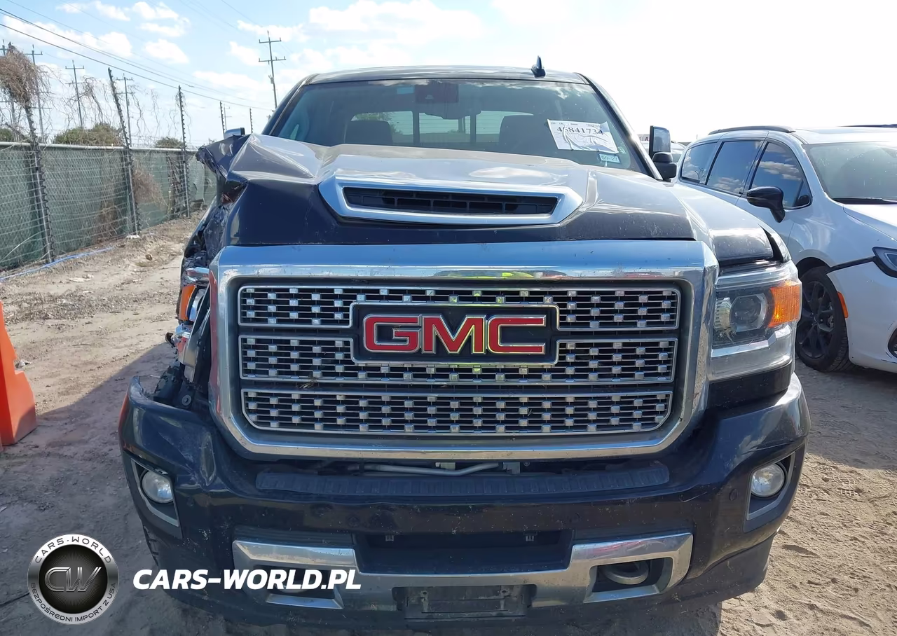 2018 GMC Sierra 2500Hd Denali VIN:1GT12UEY1JF151416 - 12