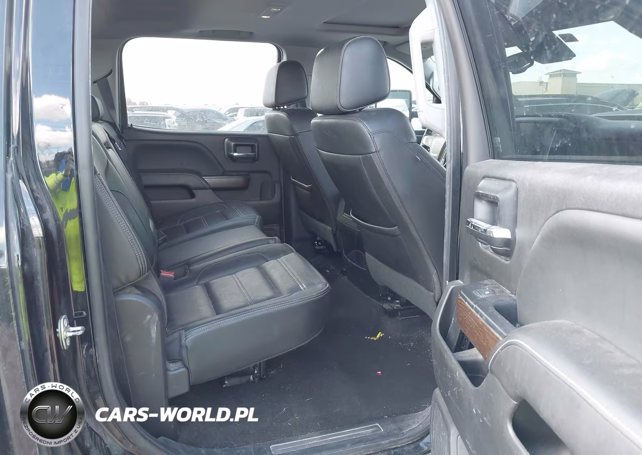 2018 GMC Sierra 2500Hd Denali VIN:1GT12UEY1JF151416 - 8