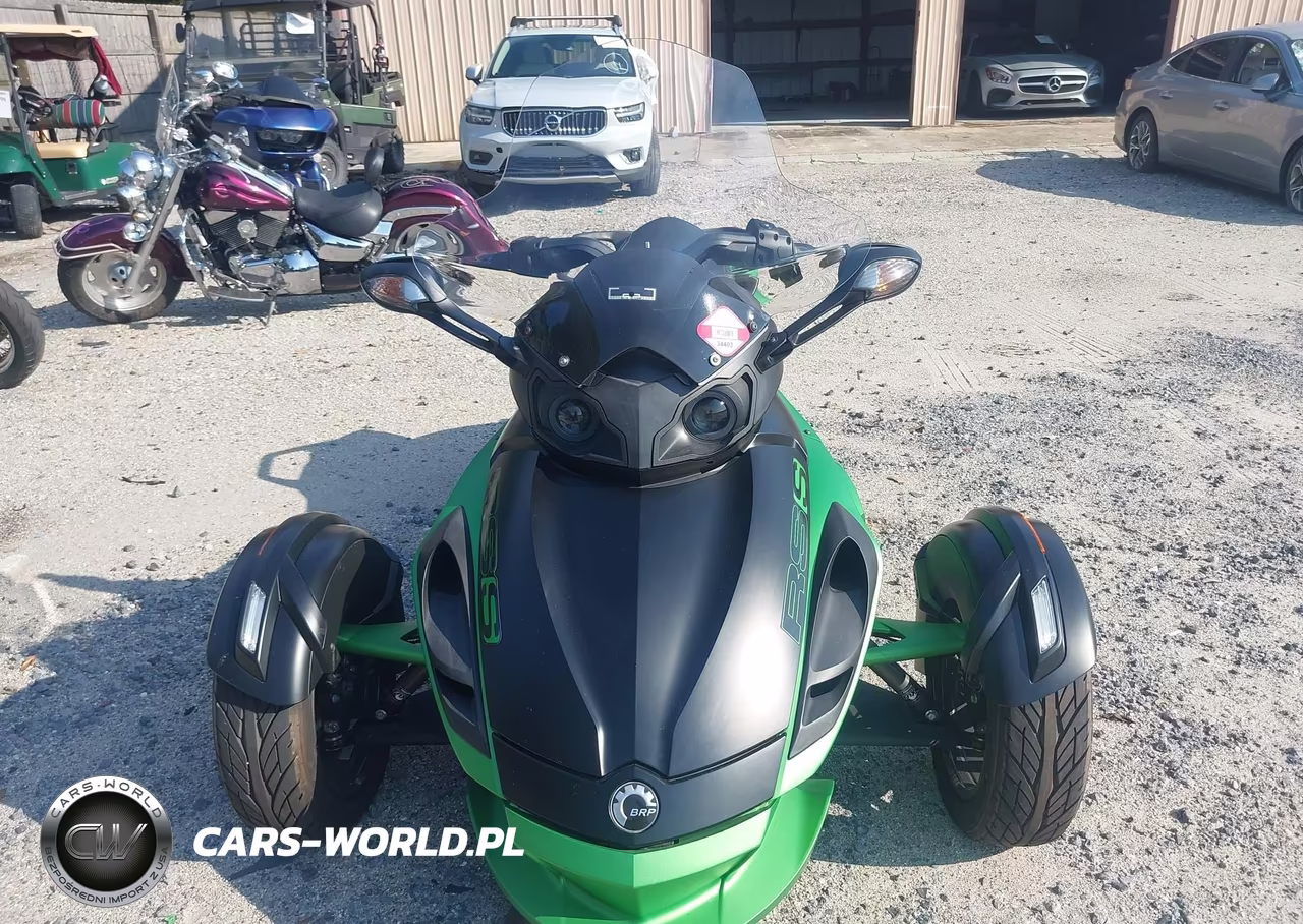 2013 Can-Am Spyder Roadster Rs-Rs-S VIN:2BXNABC15DV000209 - 5