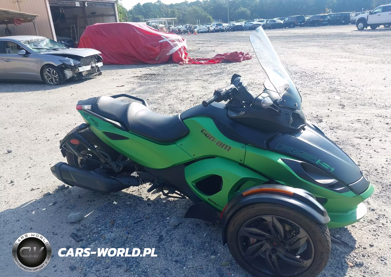 2013 Can-Am Spyder Roadster Rs-Rs-S VIN:2BXNABC15DV000209 - 8