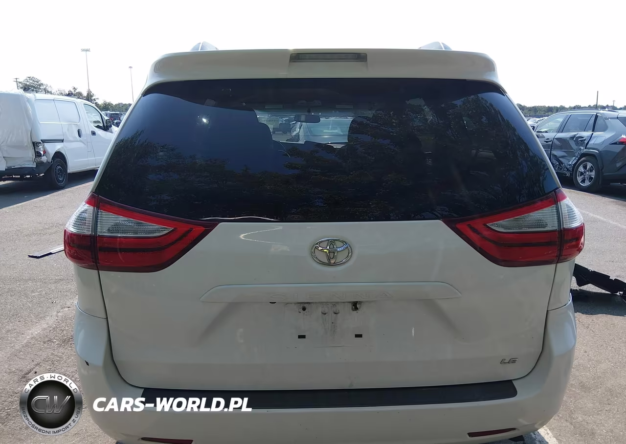2015 Toyota Sienna Le 8 Passenger VIN:5TDKK3DC6FS618597 - 16