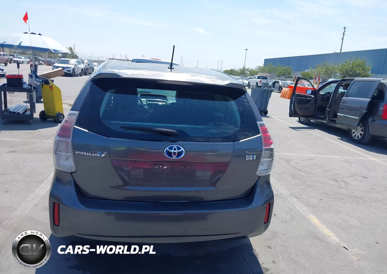 2016 Toyota Prius V Two VIN:JTDZN3EU5GJ055019 - 16