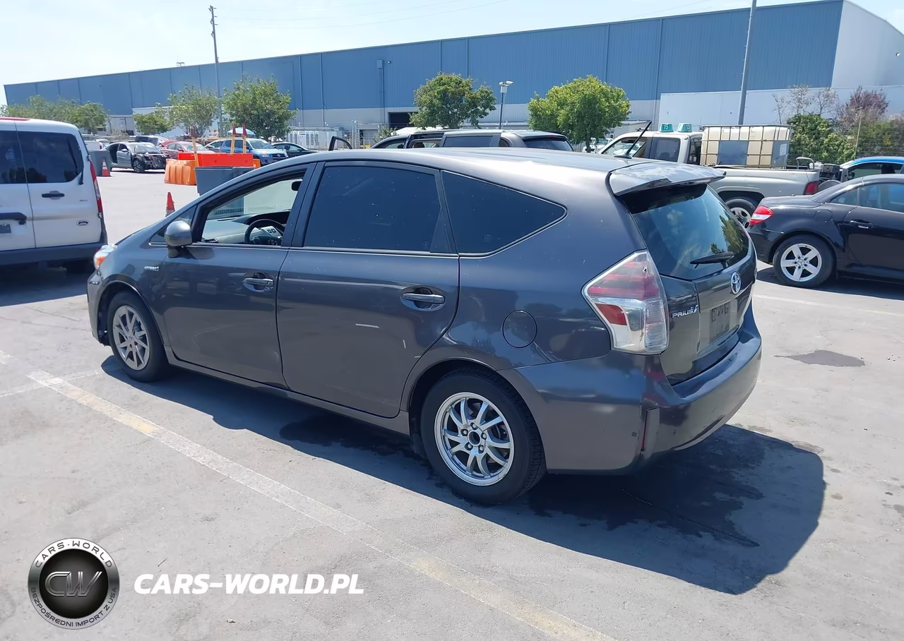 2016 Toyota Prius V Two VIN:JTDZN3EU5GJ055019 - 3