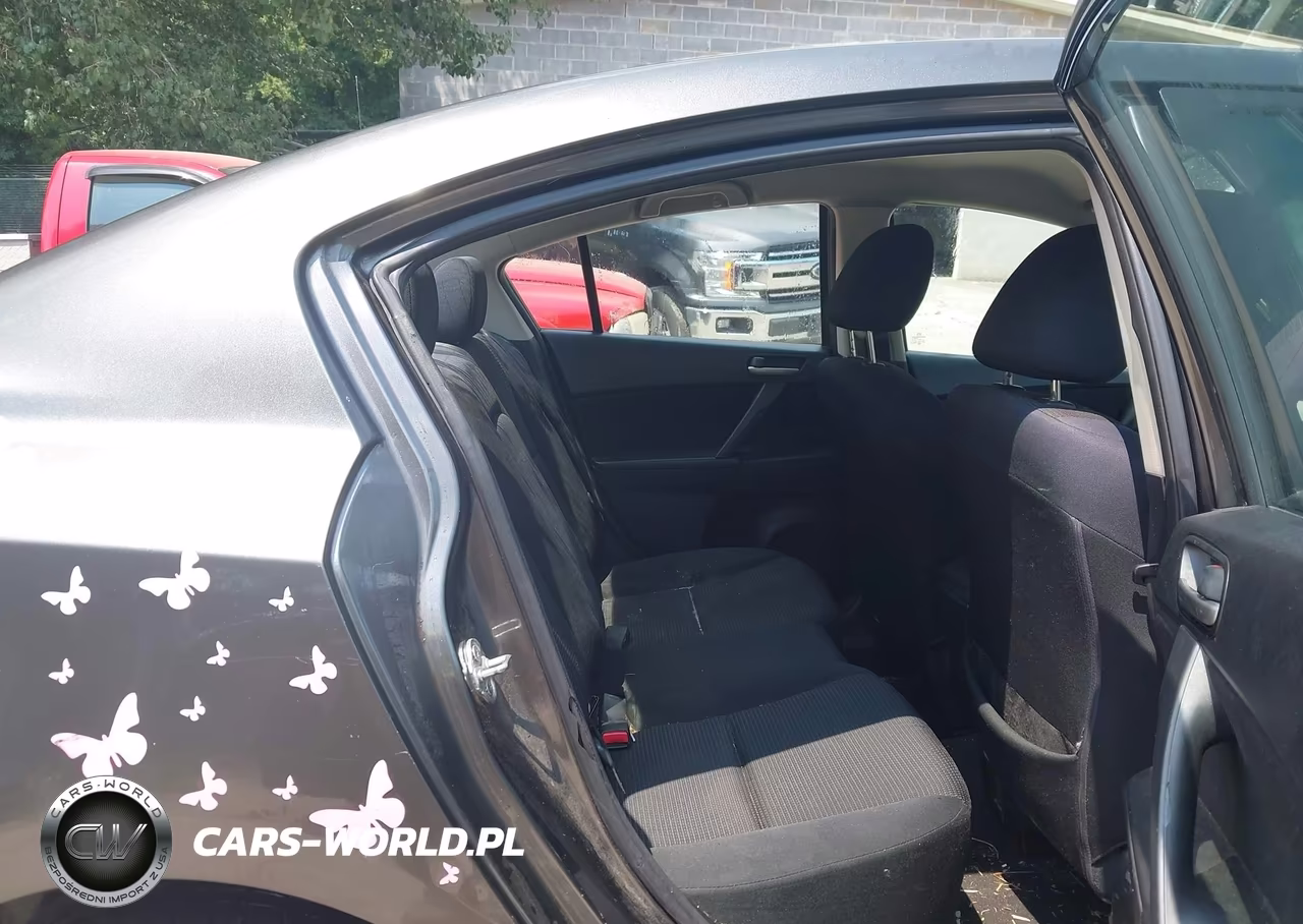 2012 Mazda Mazda3 I Touring VIN:JM1BL1V77C1618684 - 8