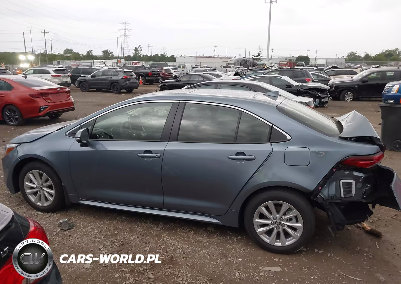 2026 Toyota Corolla Hybrid Hybrid Xle VIN:JTDBCMFE0T3153345 - 14