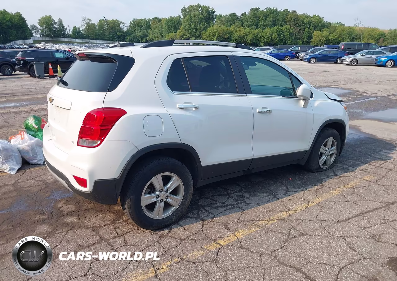 2020 Chevrolet Trax Awd Lt VIN:KL7CJPSB4LB092530 - 4
