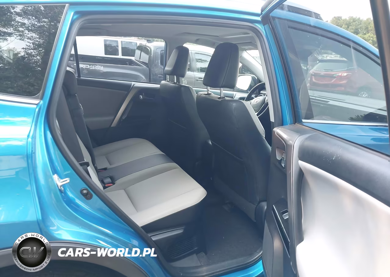 2016 Toyota Rav4 Hybrid Limited VIN:JTMDJREV4GD027065 - 8