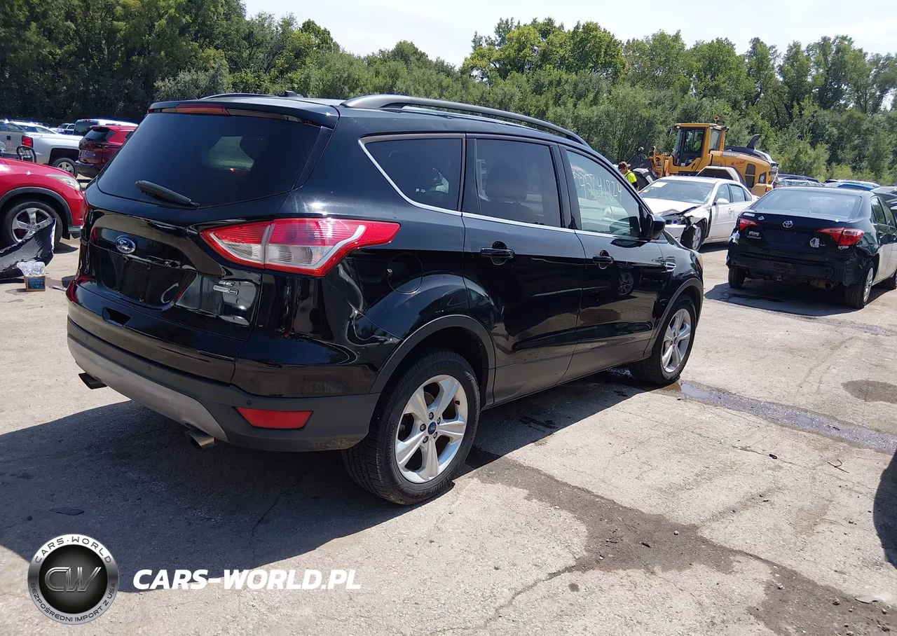 2016 Ford Escape Se VIN:1FMCU9G95GUB18389 - 4