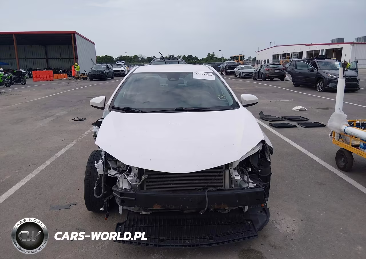 2019 Toyota Corolla Le VIN:2T1BURHE6KC162922 - 13