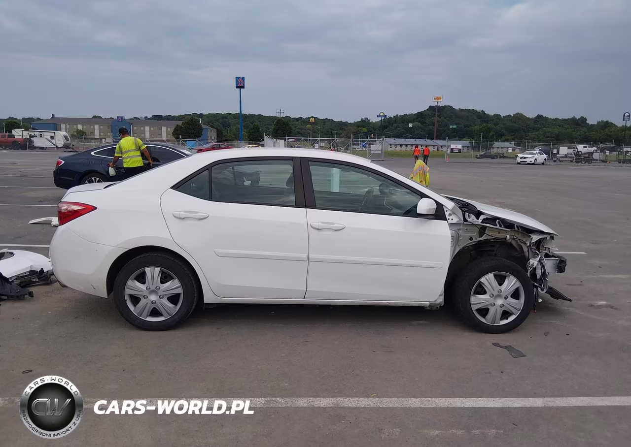 2019 Toyota Corolla Le VIN:2T1BURHE6KC162922 - 14