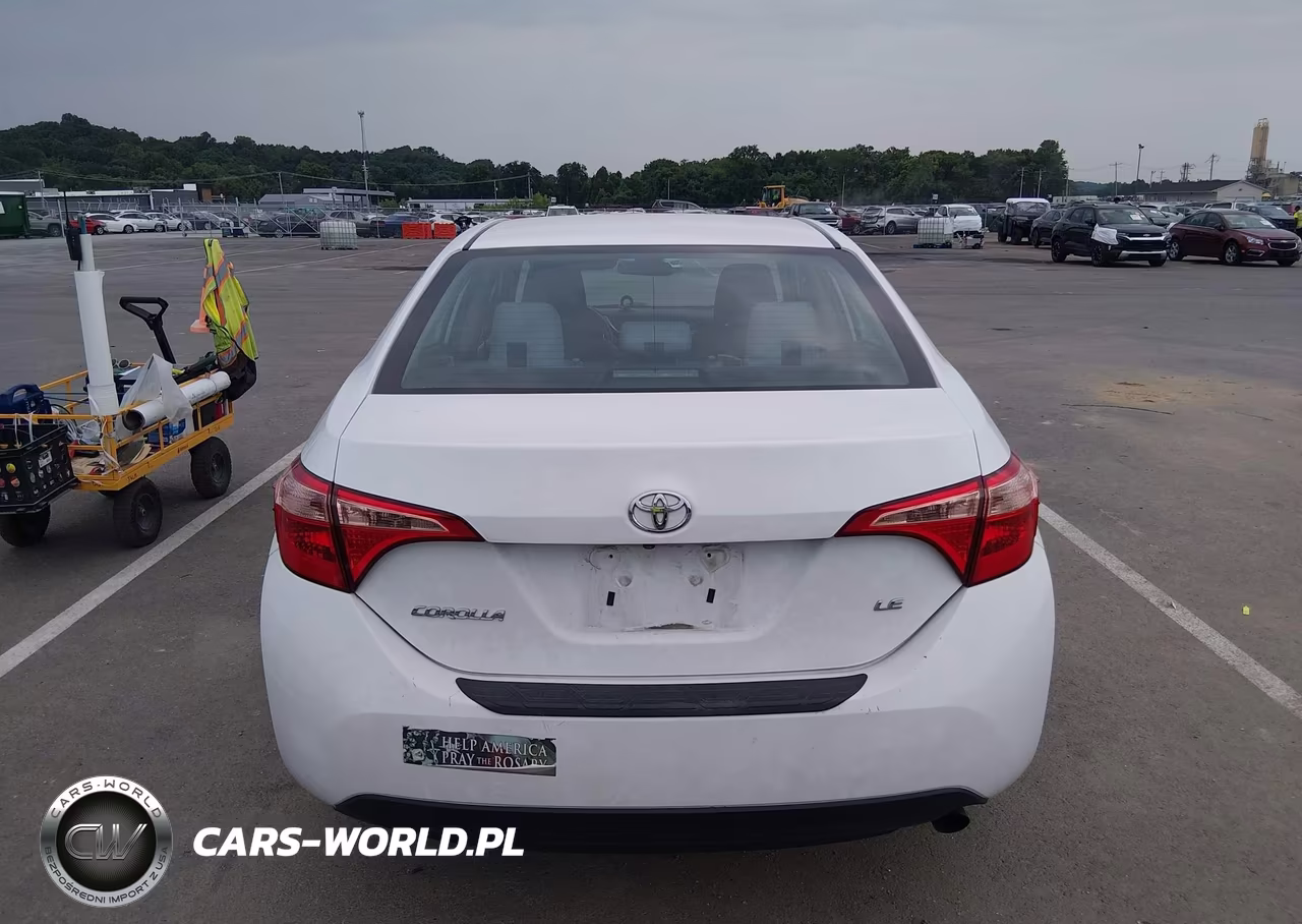 2019 Toyota Corolla Le VIN:2T1BURHE6KC162922 - 17