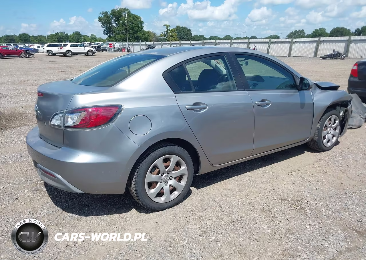 2010 Mazda Mazda3 I Sport VIN:JM1BL1SF0A1348934 - 4