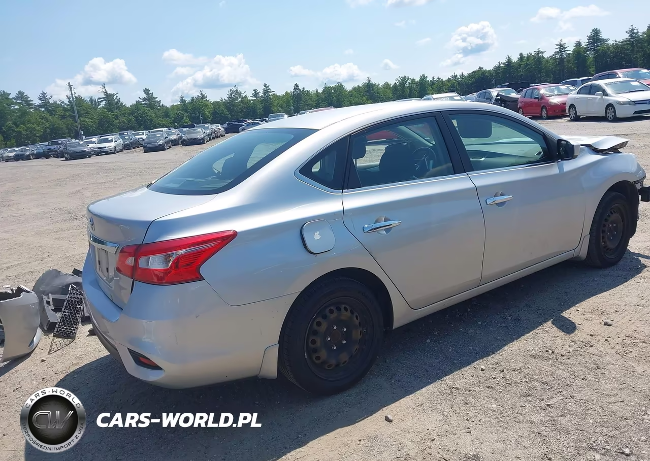 2016 Nissan Sentra S VIN:3N1AB7APXGY226035 - 4
