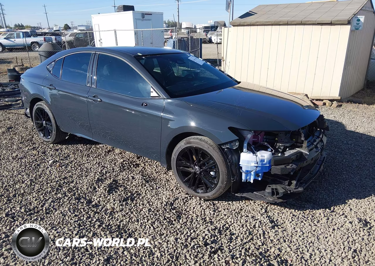 2025 Toyota Camry Se – zdjęcie 1 z 17