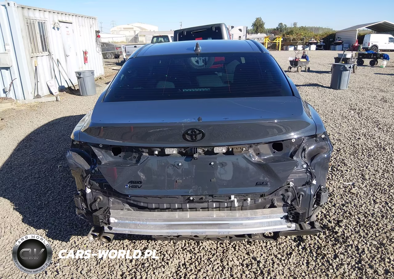 2025 Toyota Camry Se VIN:4T1DBADKXSU538452 - 17