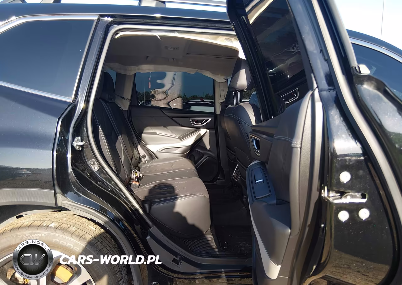 2023 Subaru Forester Limited VIN:JF2SKANC1PH417541 - 8