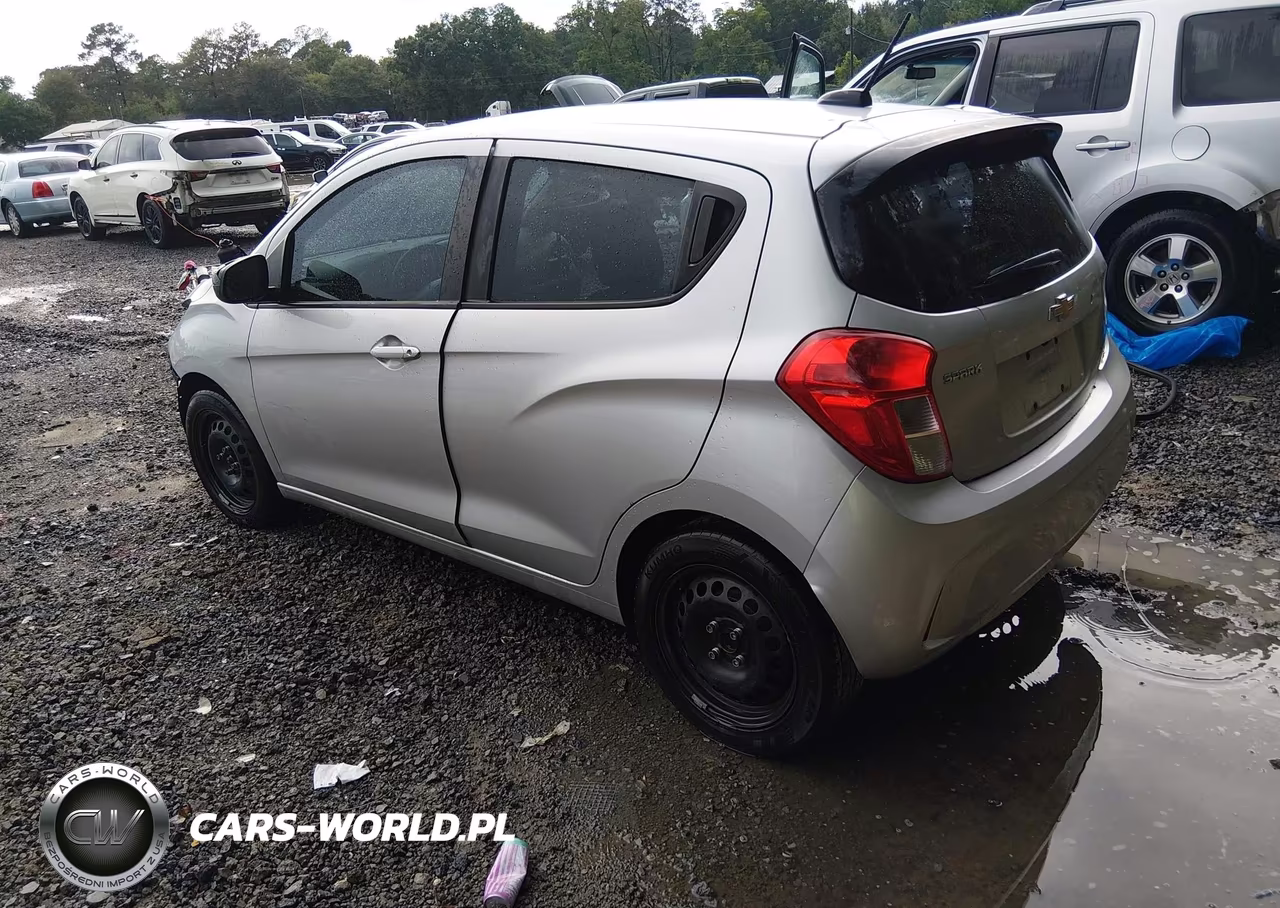 2019 Chevrolet Spark Ls Cvt VIN:KL8CB6SA9KC790716 - 3