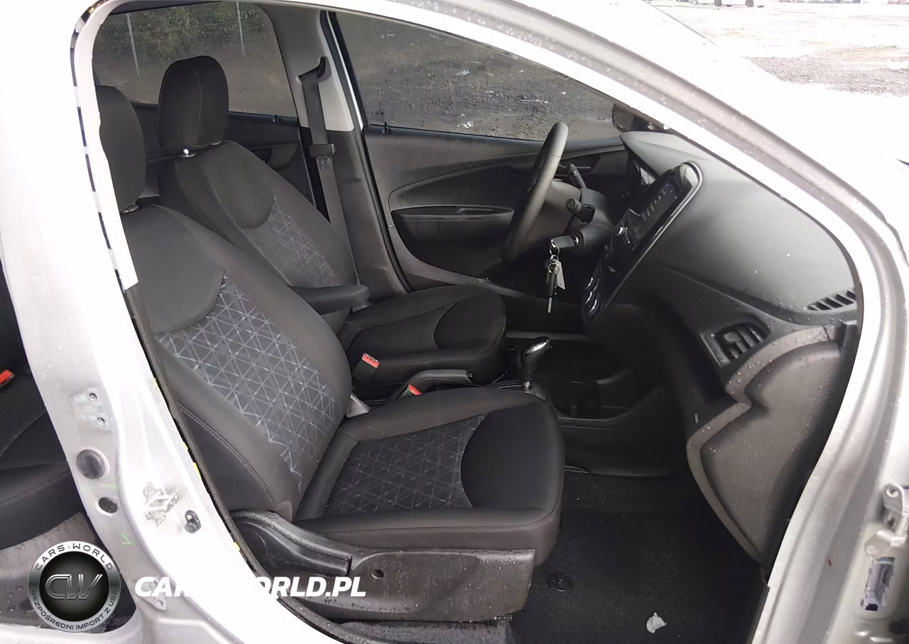 2019 Chevrolet Spark Ls Cvt VIN:KL8CB6SA9KC790716 - 5