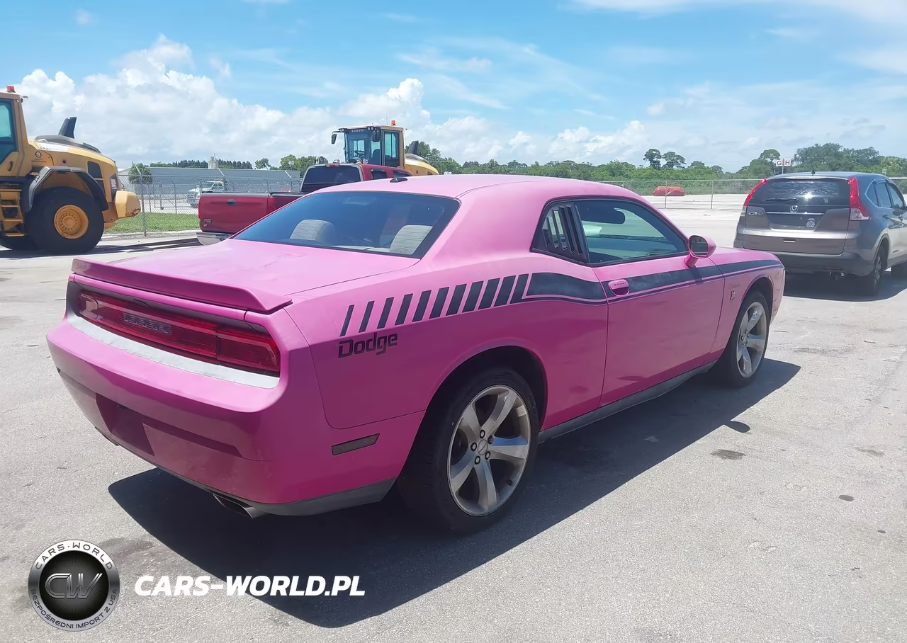 2011 Dodge Challenger VIN:2B3CJ4DG2BH516885 - 4