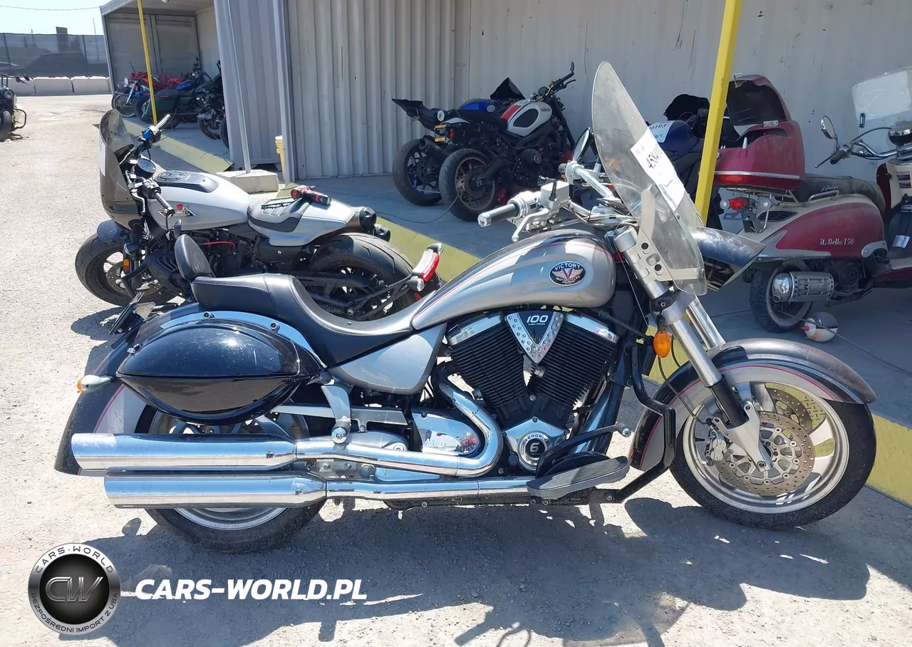 2006 Victory Motorcycles Kingpin California VIN:5VPCB26L063001985 - 12