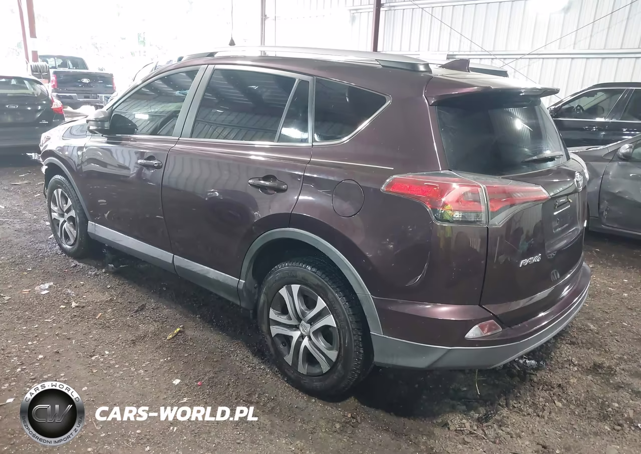 2017 Toyota Rav4 Le VIN:2T3ZFREV5HW368468 - 3