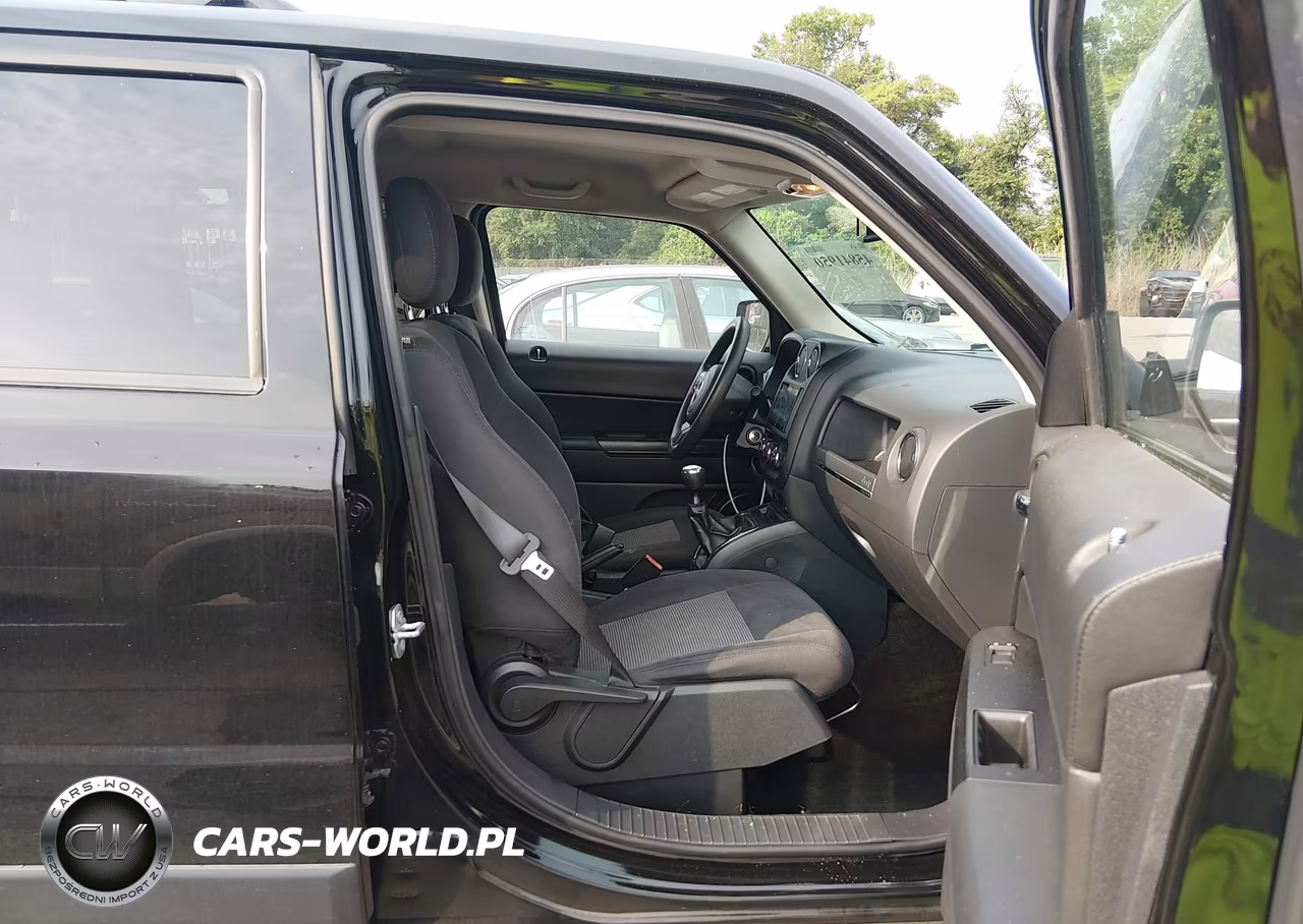 2016 Jeep Patriot Sport VIN:1C4NJPBB2GD526806 - 5