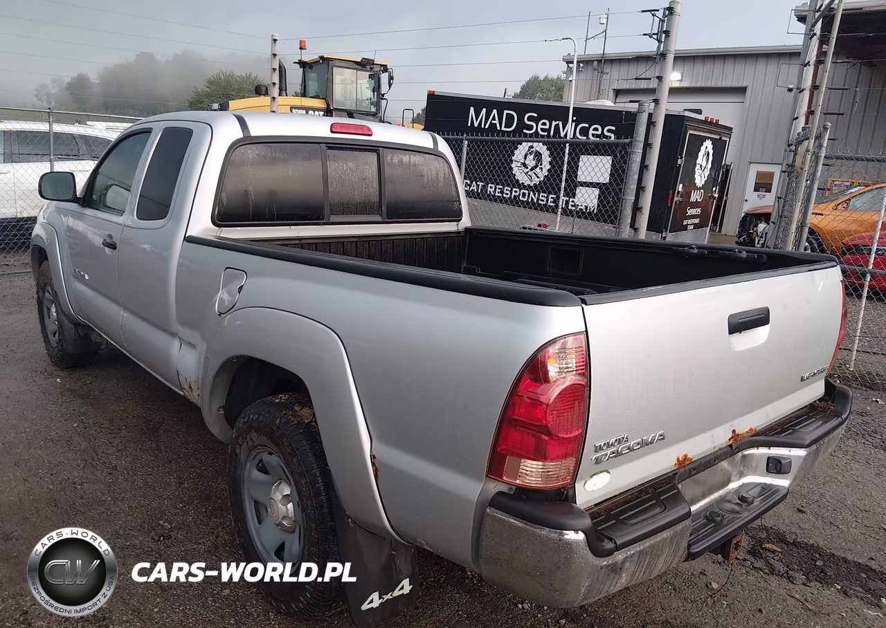 2007 Toyota Tacoma Base V6 VIN:5TEUU42N67Z442880 - 3