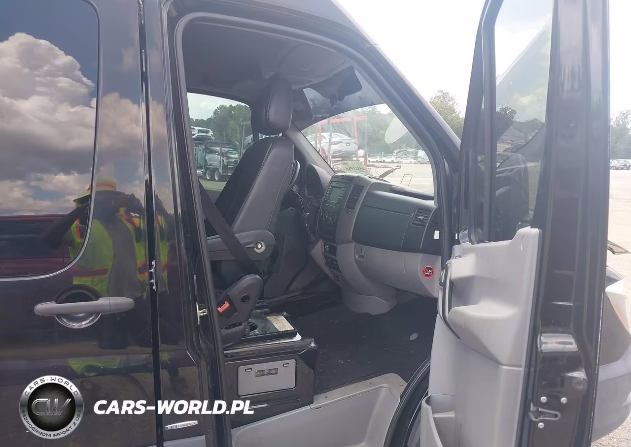 2015 Mercedes-Benz Sprinter 2500 High Roof VIN:WDZPE8DC9FP140695 - 5