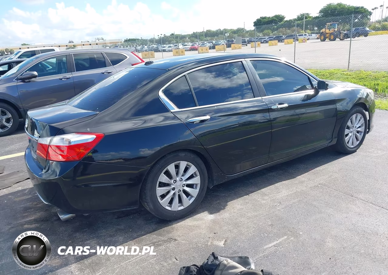 2014 Honda Accord Ex-L VIN:1HGCR2F82EA281703 - 4