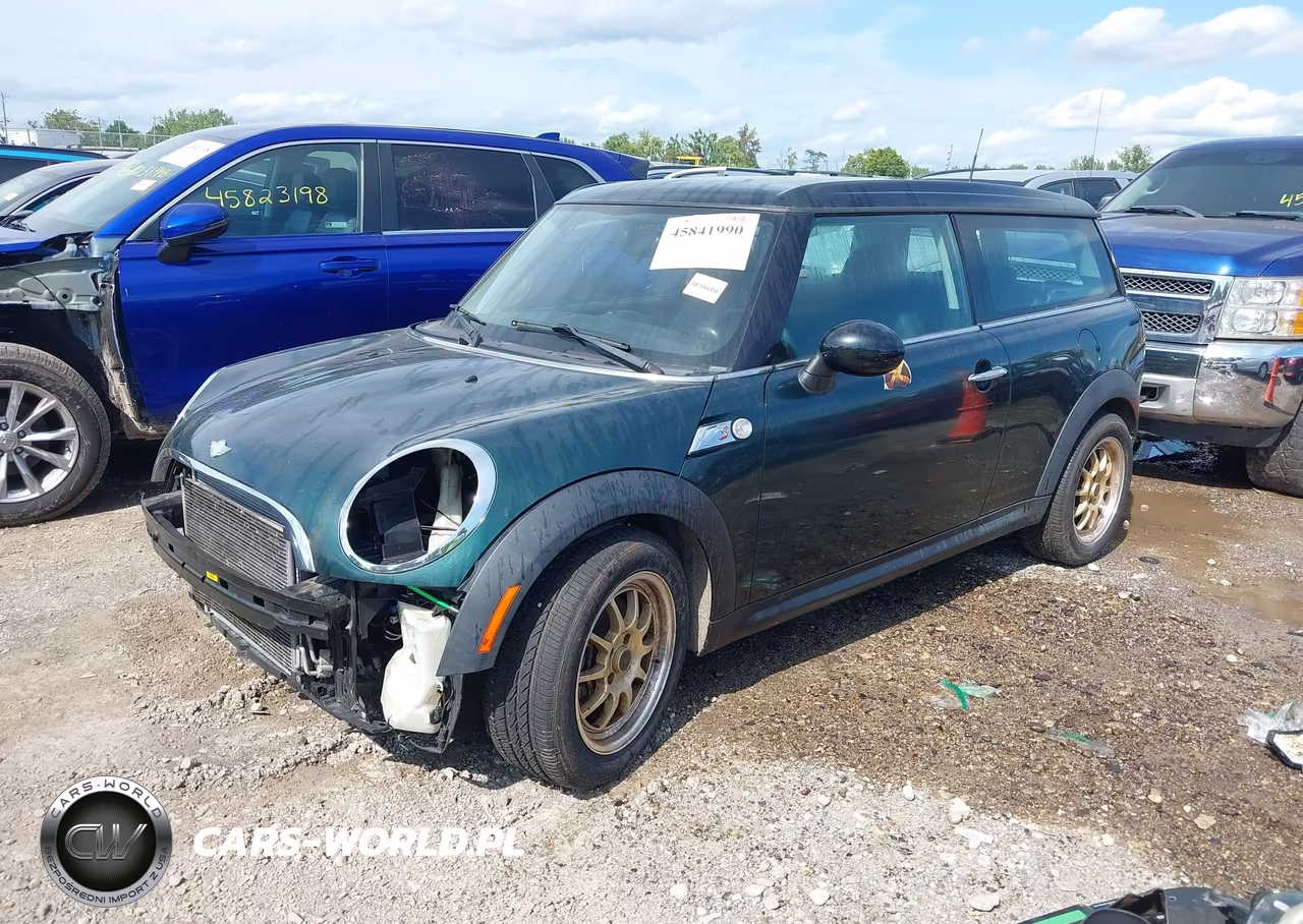 2010 Mini Cooper Clubman VIN:WMWML3C5XATX52044 - 2